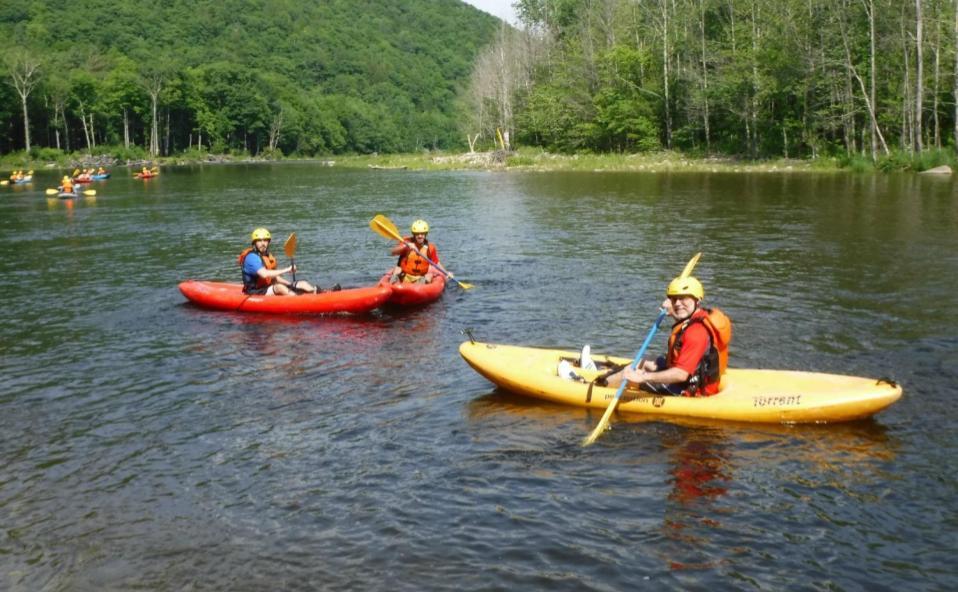 guided kayak tours at the chesapeake bay environmental center