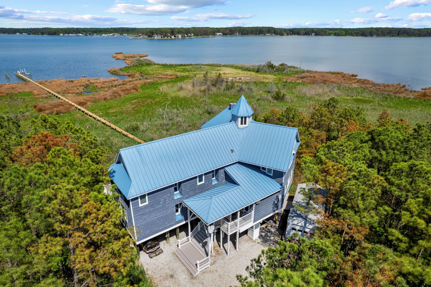 Design with Jenn Martella: “Grey Goose Pointe”